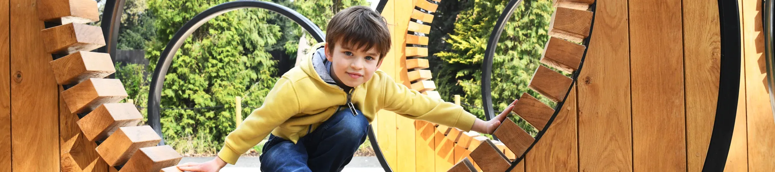 The Children's Garden © RBG Kew/Ines Stuart-Davidson A boy playing in the Children's Garden at Kew