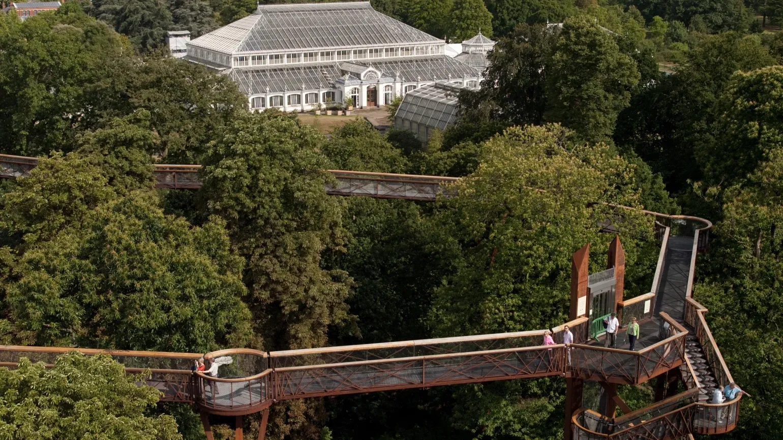 Temperate House and the Treetop Walkway An aerial view of the Temperate House and the Treetop Walkway